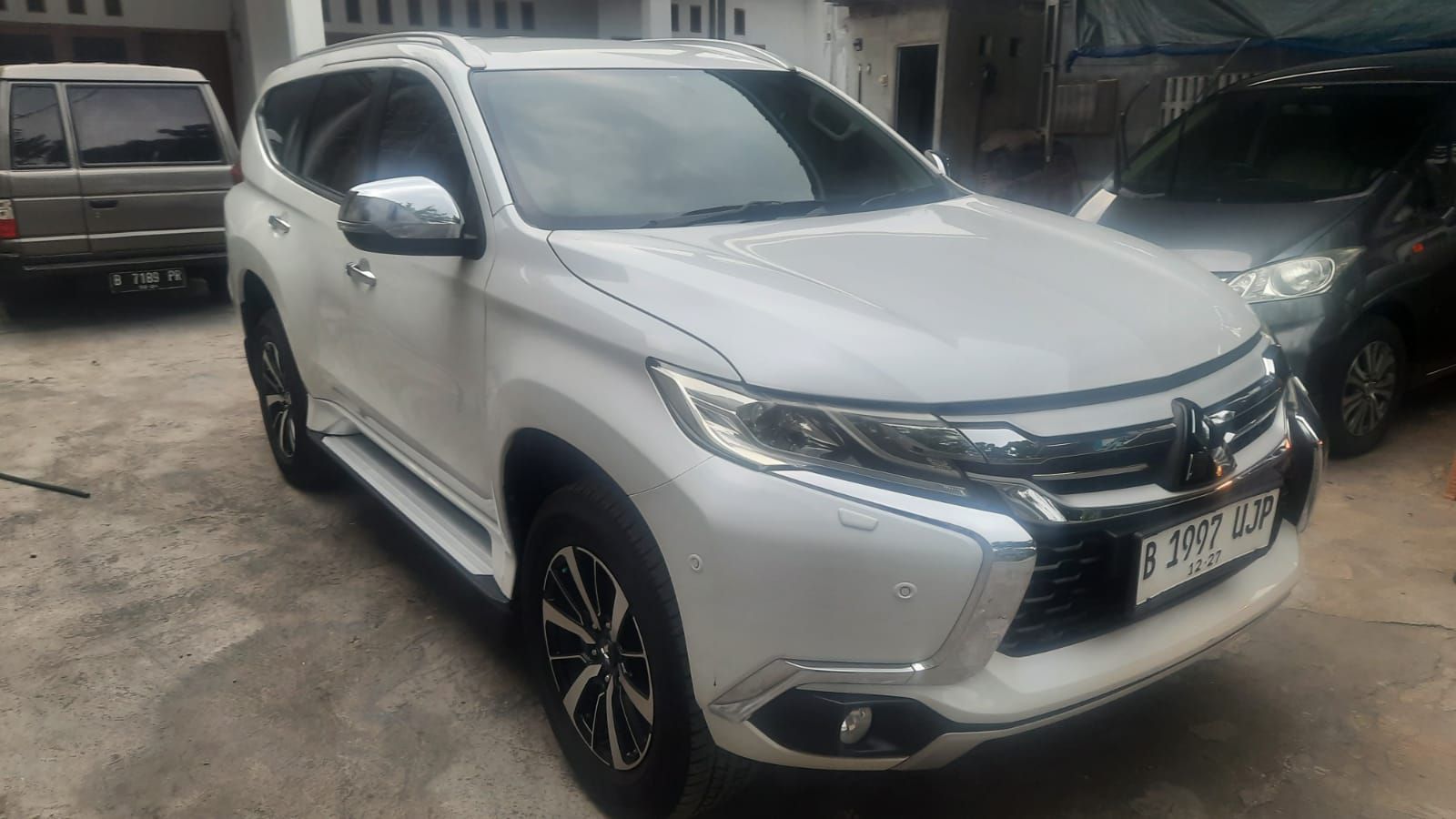 2017 Mitsubishi Pajero Sport  Dakar 4x2 Ultimate 2017 Mitsubishi Pajero Sport  Dakar 4x2 Ultimate