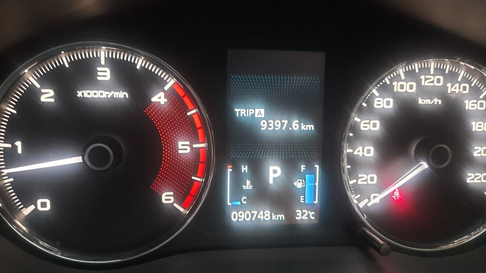 2017 Mitsubishi Pajero Sport  Dakar 4x2 Ultimate 2017 Mitsubishi Pajero Sport  Dakar 4x2 Ultimate