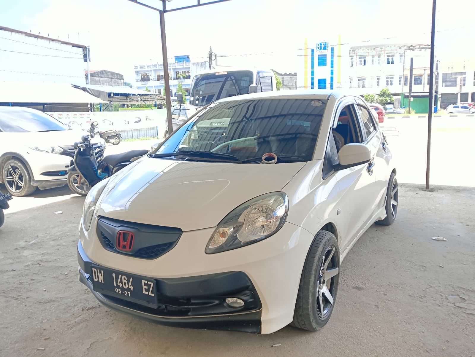 2016 Honda Brio E 1.3L M/T Bekas 2016 Honda Brio E 1.3L M/T Bekas