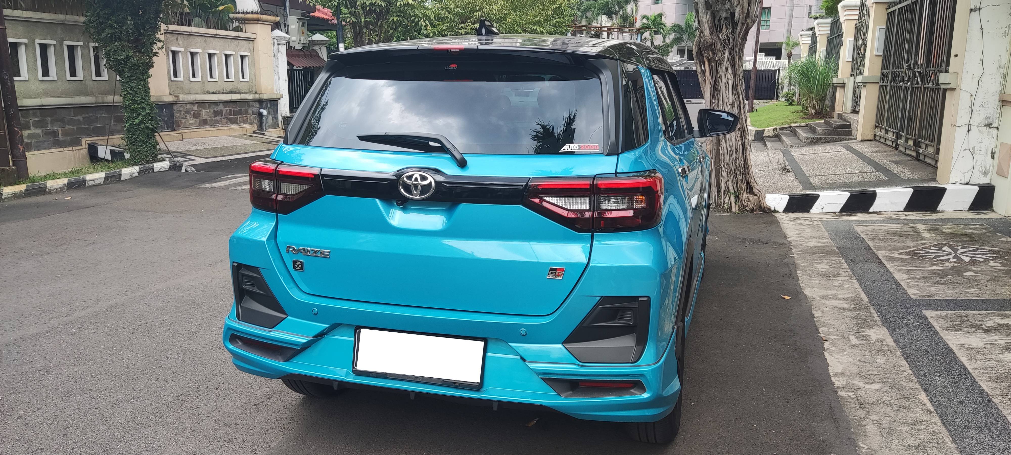 2021 Toyota Raize 1.0T GR CVT TWO TONE 2021 Toyota Raize 1.0T GR CVT TWO TONE