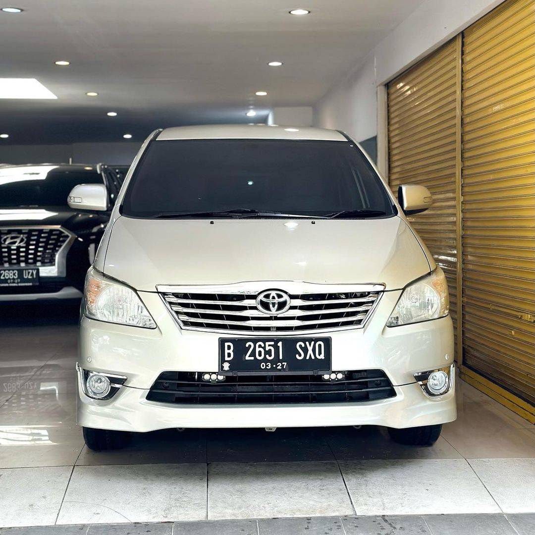 2012 Toyota Kijang Innova 2012 Toyota Kijang Innova