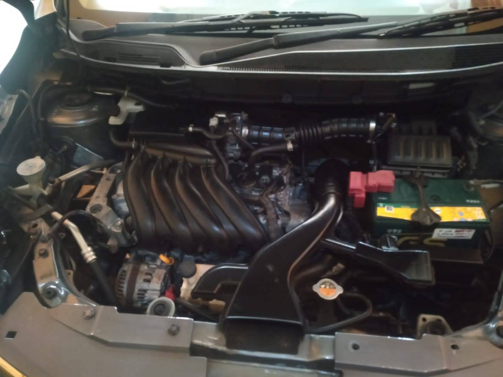 2014 Nissan Grand Livina 1.5 XV MT 2014 Nissan Grand Livina 1.5 XV MT