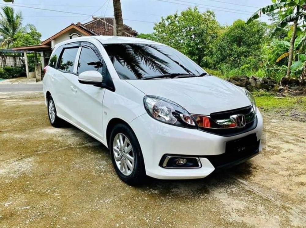 Harga OTR Honda Mobilio 2024 Di Karanganyar - Simulasi Kredit & Cicilan ...