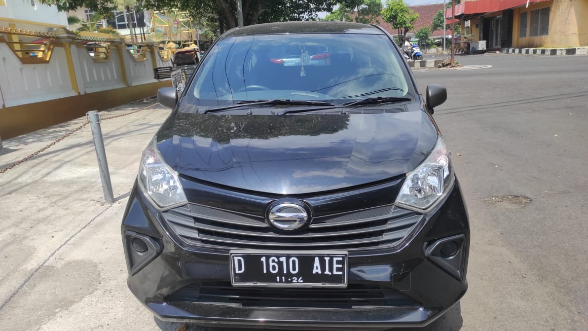 2017 Daihatsu Sigra  1.0 D MT 2017 Daihatsu Sigra  1.0 D MT