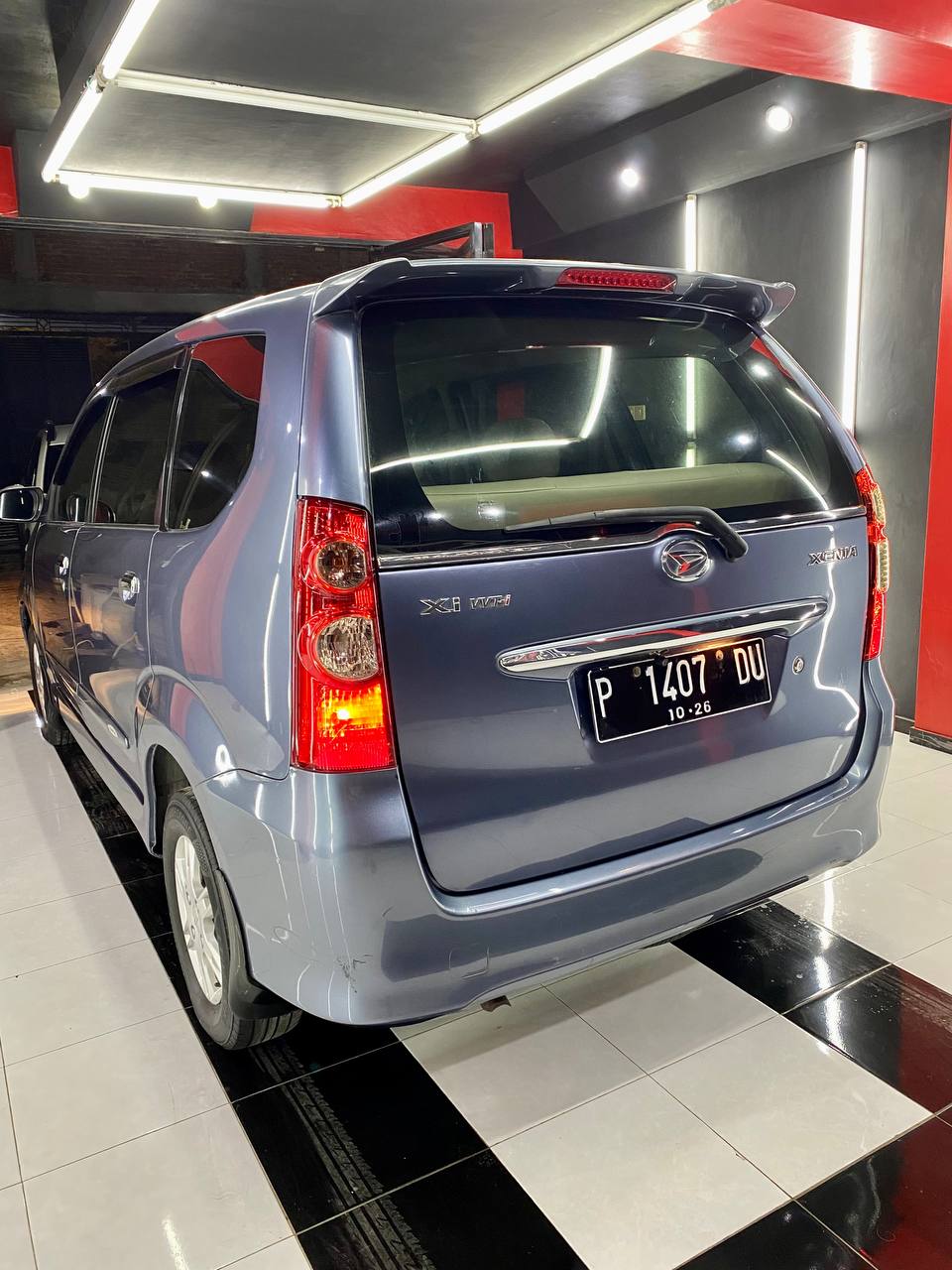 2010 Daihatsu Xenia  1.3L XI AT 2010 Daihatsu Xenia  1.3L XI AT