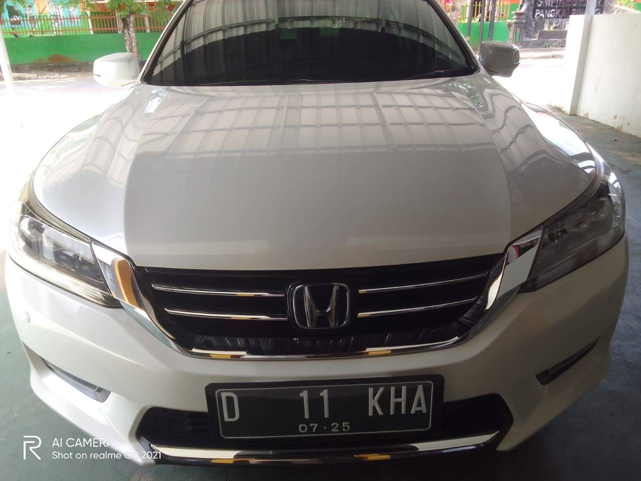 Old 2015 Honda Accord  2.4L VTi-L 2.4L VTi-L