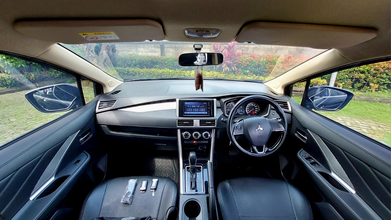 2018 Mitsubishi Xpander Sport M/T 2018 Mitsubishi Xpander Sport M/T