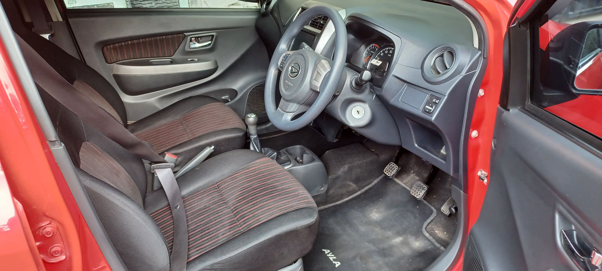 2017 Daihatsu Ayla 1.2L R MT ADS 2017 Daihatsu Ayla 1.2L R MT ADS