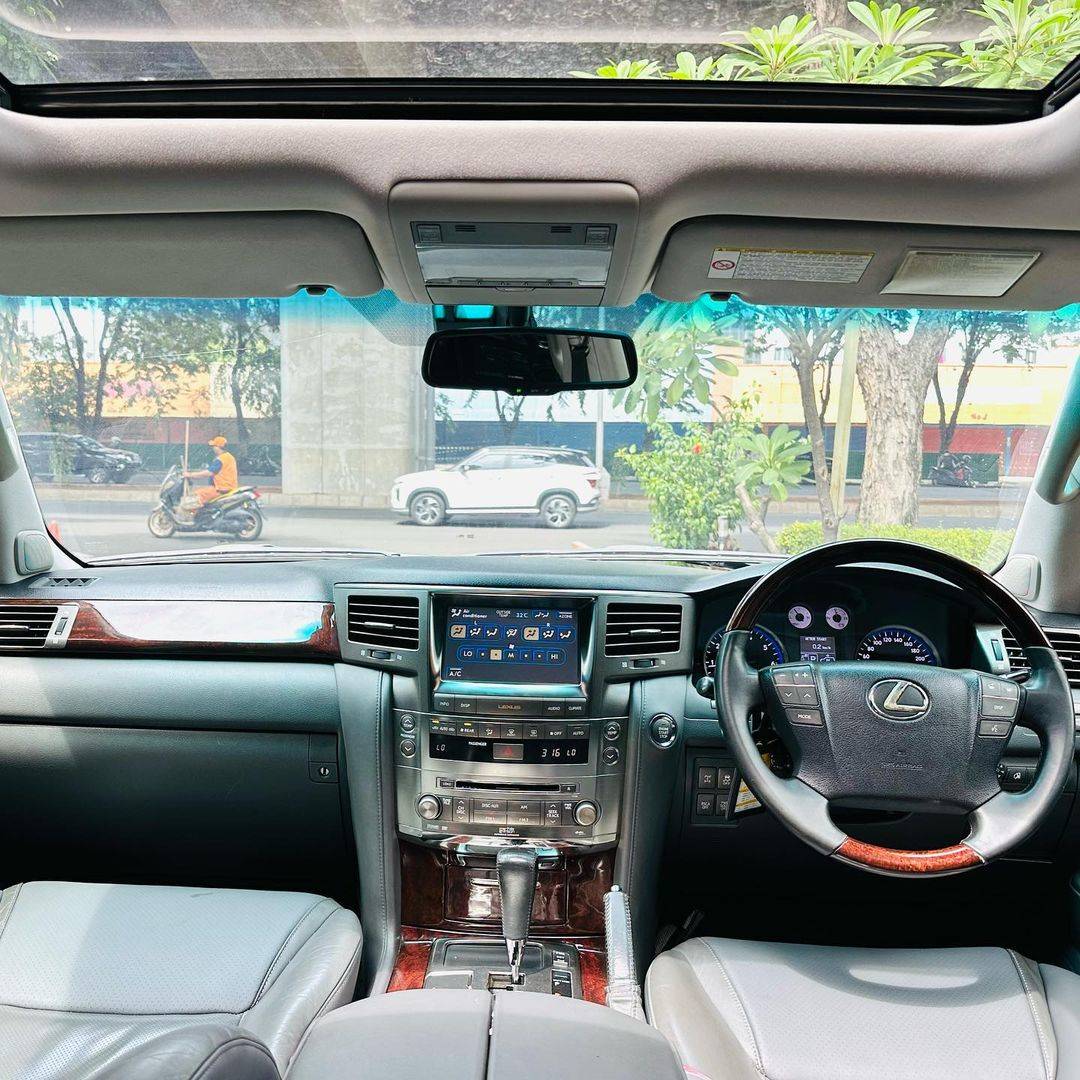 2008 Lexus LX 570 2008 Lexus LX 570