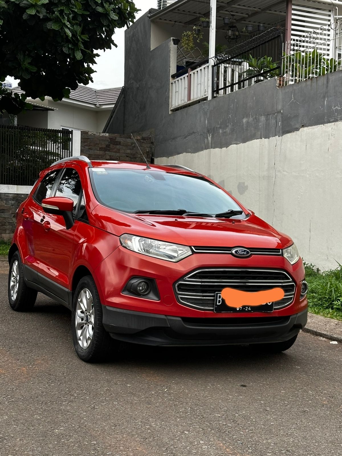 2014 Ford Ecosport Titanium1.5L AT Bekas 2014 Ford Ecosport Titanium1.5L AT Bekas
