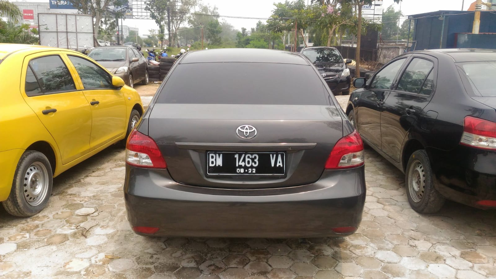 Second Hand 2012 Toyota Limo Second Hand 2012 Toyota Limo