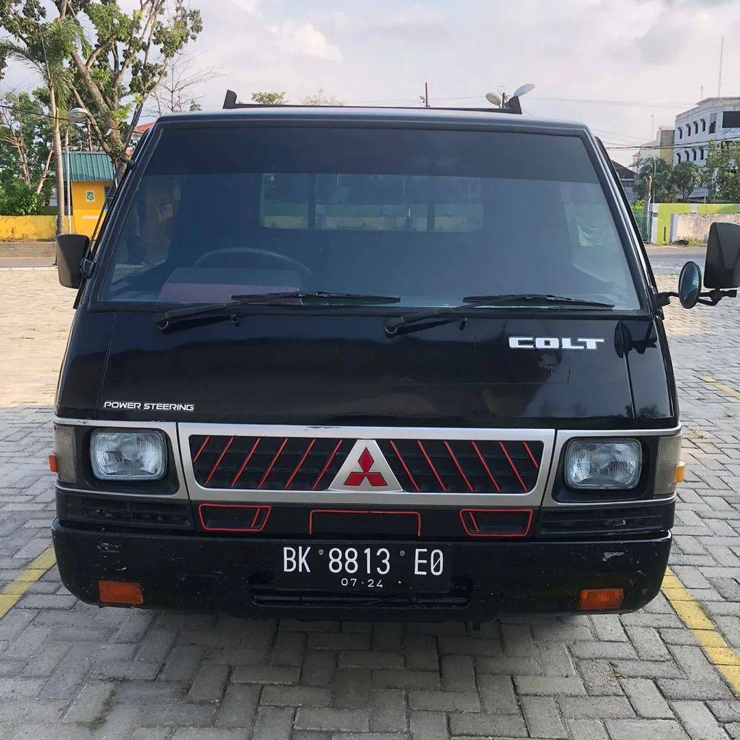 Used 2019 Mitsubishi L300 Used 2019 Mitsubishi L300