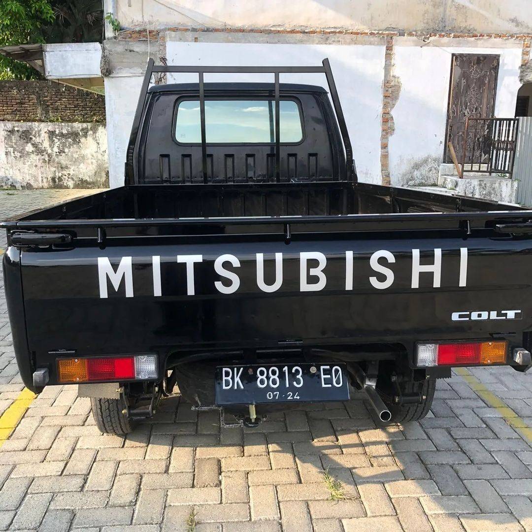 2019 Mitsubishi L300 2019 Mitsubishi L300