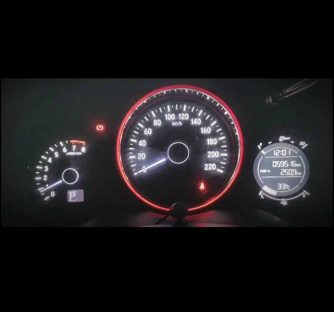 2016 Honda HRV 1.5L E CVT 2016 Honda HRV 1.5L E CVT