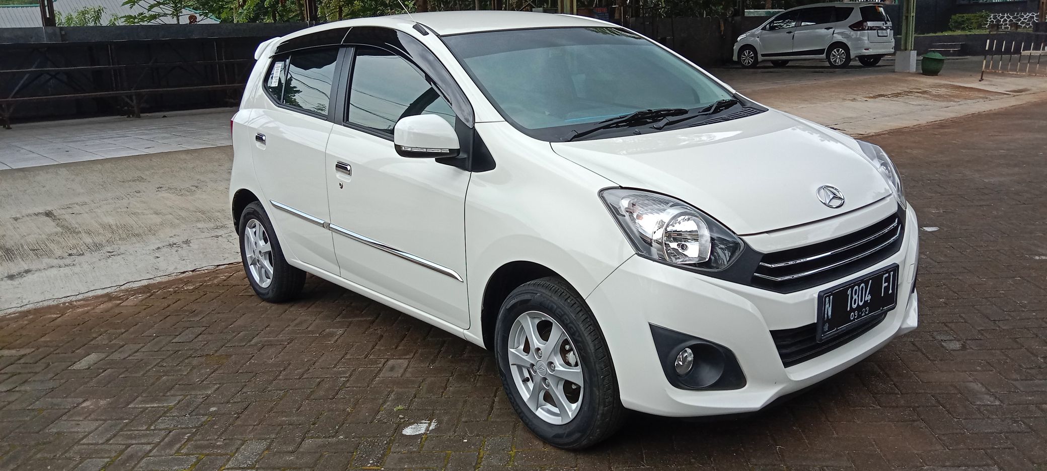 2018 Daihatsu Ayla 1.0L X MT Bekas 2018 Daihatsu Ayla 1.0L X MT Bekas