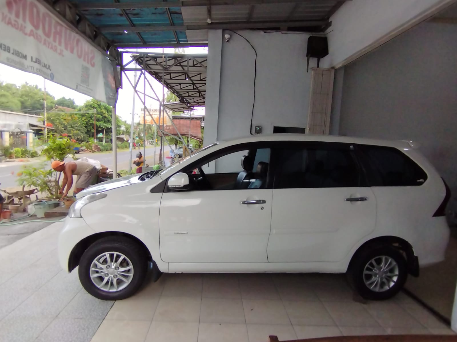 2014 Daihatsu Xenia 2014 Daihatsu Xenia