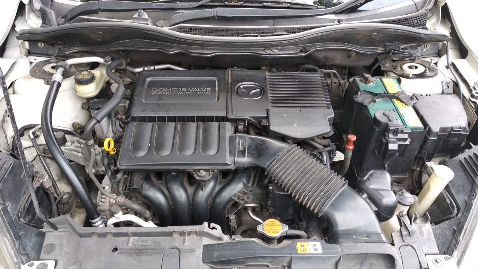 2012 Mazda 2  V AT 2012 Mazda 2  V AT