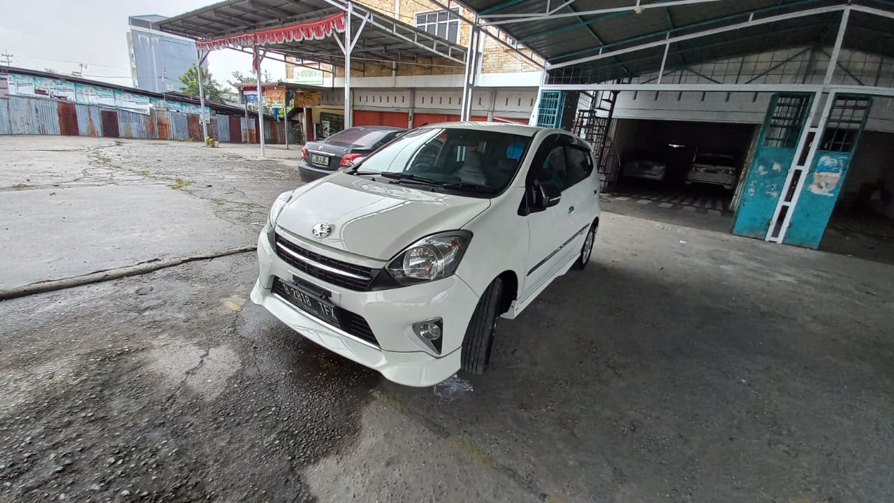 2016 Toyota Agya S 1.0L MT 2016 Toyota Agya S 1.0L MT