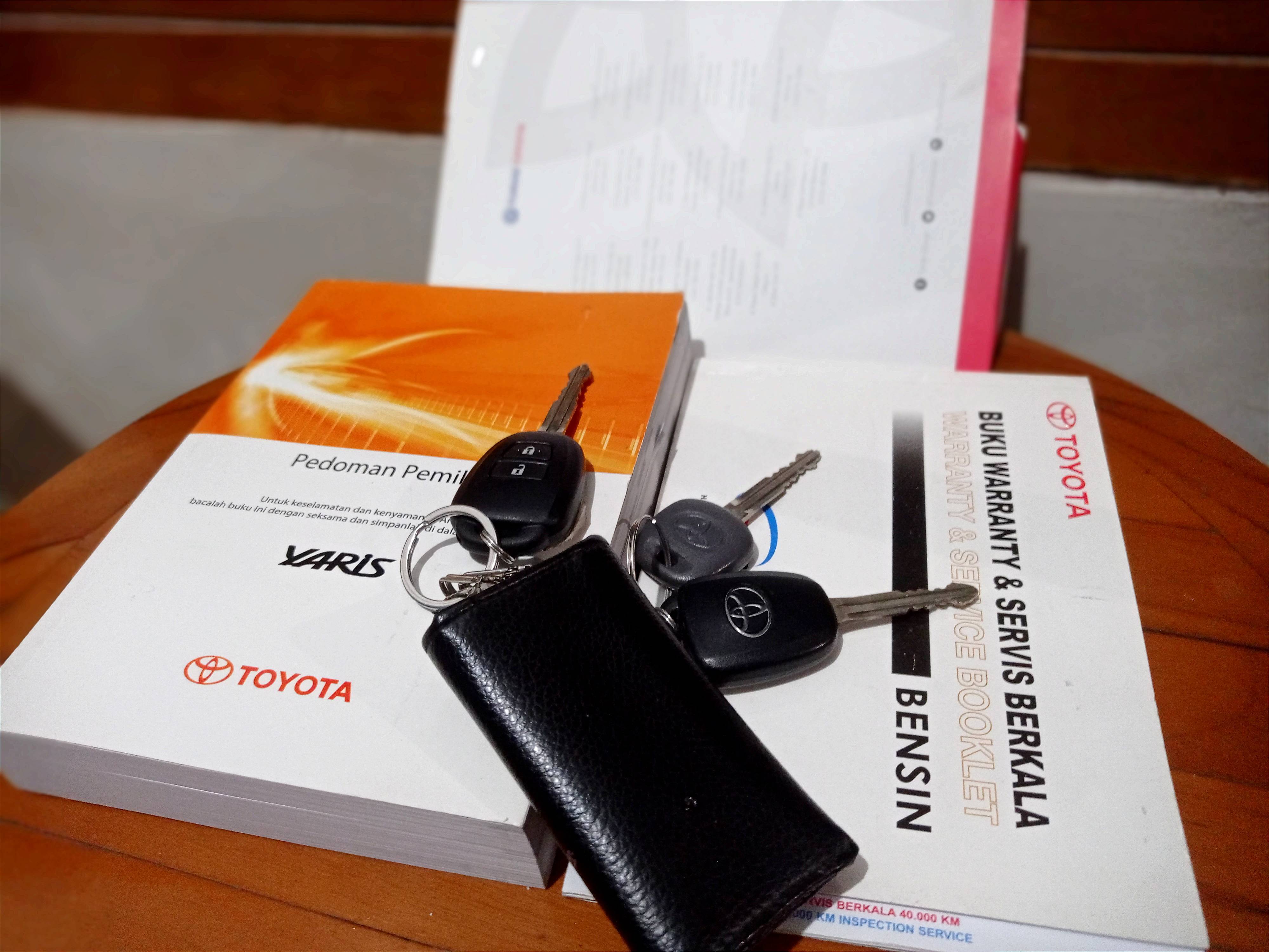 2015 Toyota Yaris G CVT 3 AB 2015 Toyota Yaris G CVT 3 AB