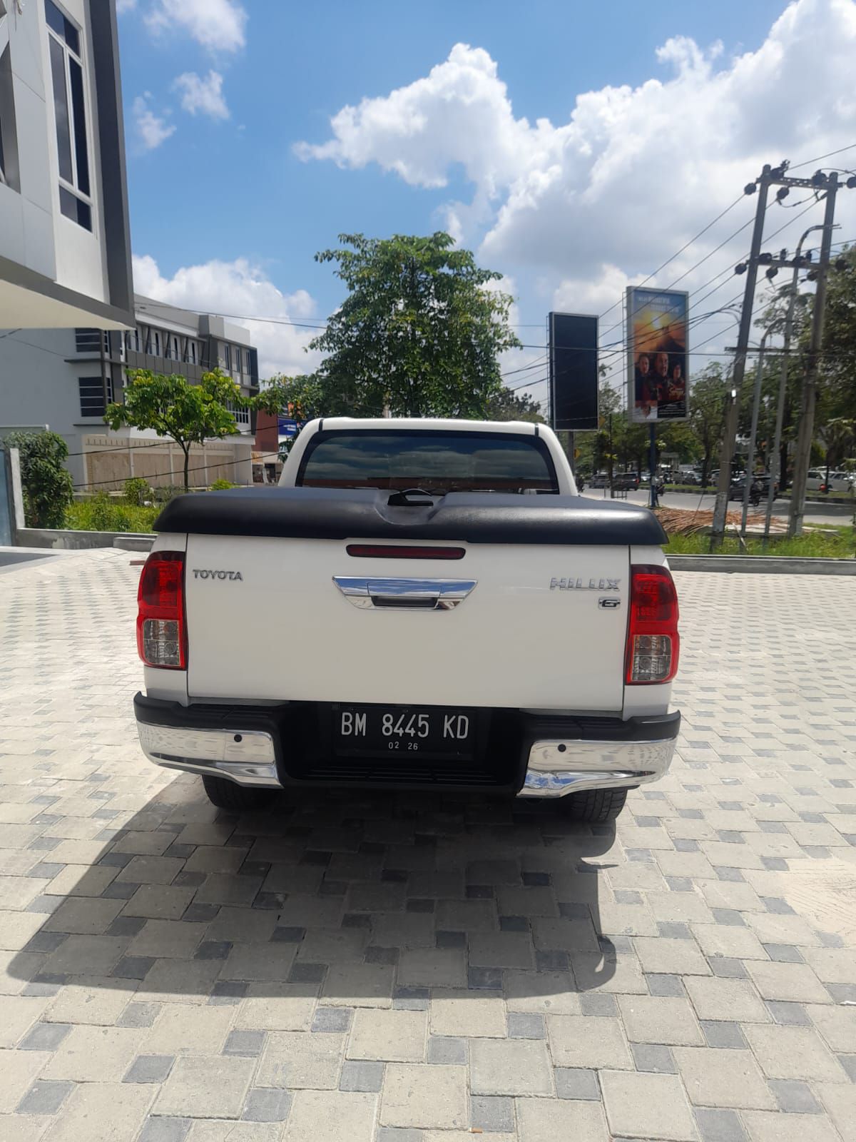 2021 Toyota Hilux Double Cabin G 2.5L MT 2021 Toyota Hilux Double Cabin G 2.5L MT