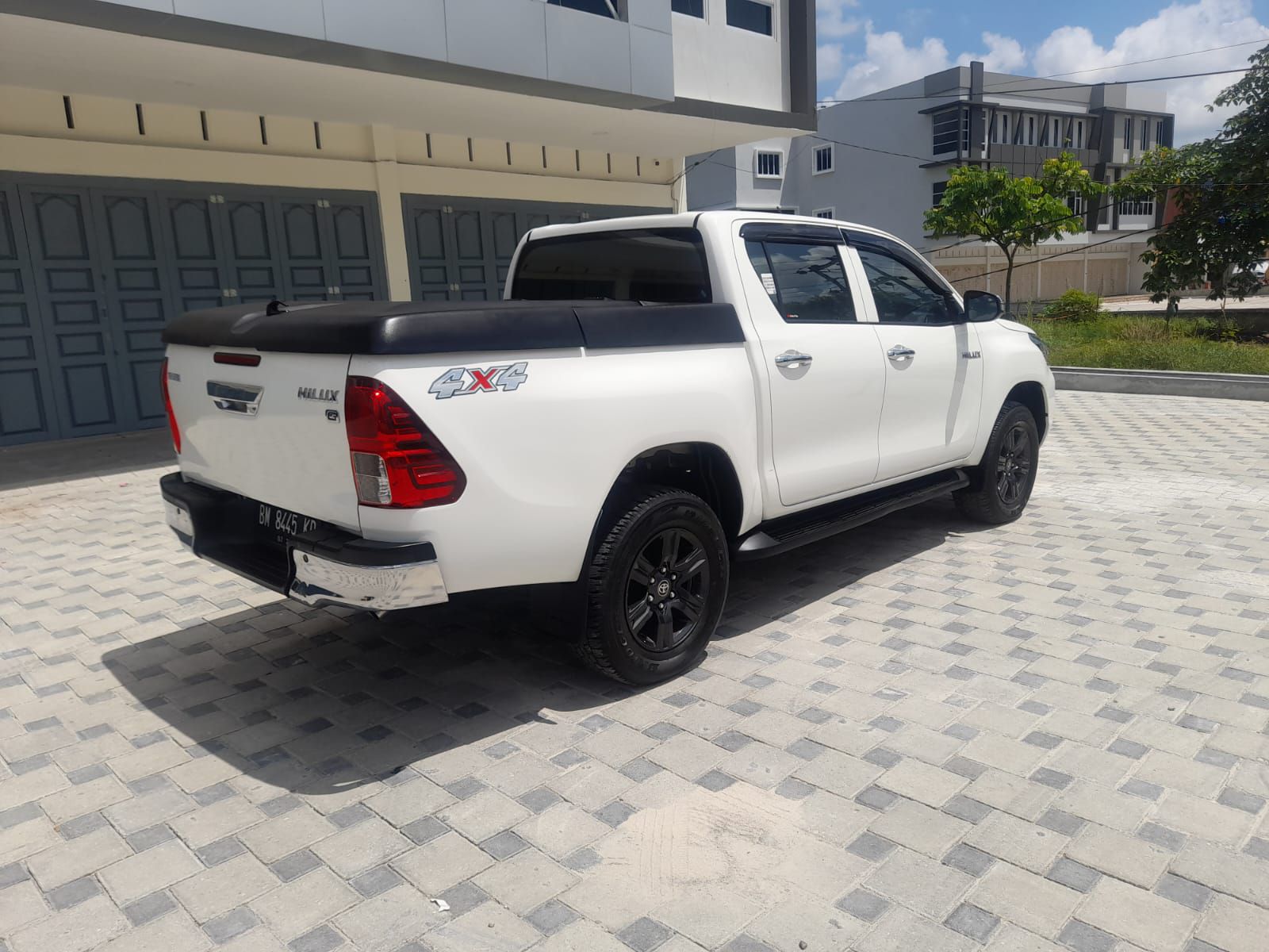 2021 Toyota Hilux Double Cabin G 2.5L MT 2021 Toyota Hilux Double Cabin G 2.5L MT