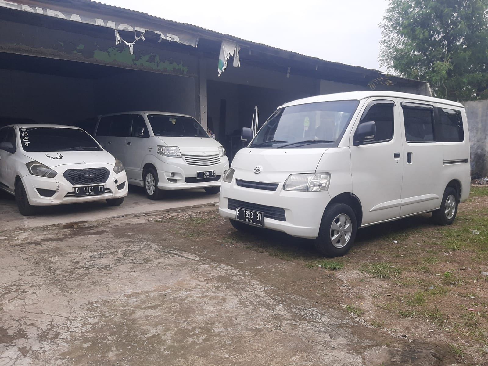 2016 Daihatsu Gran Max MB Minibus 1.3L D Mini Bus MT 2016 Daihatsu Gran Max MB Minibus 1.3L D Mini Bus MT