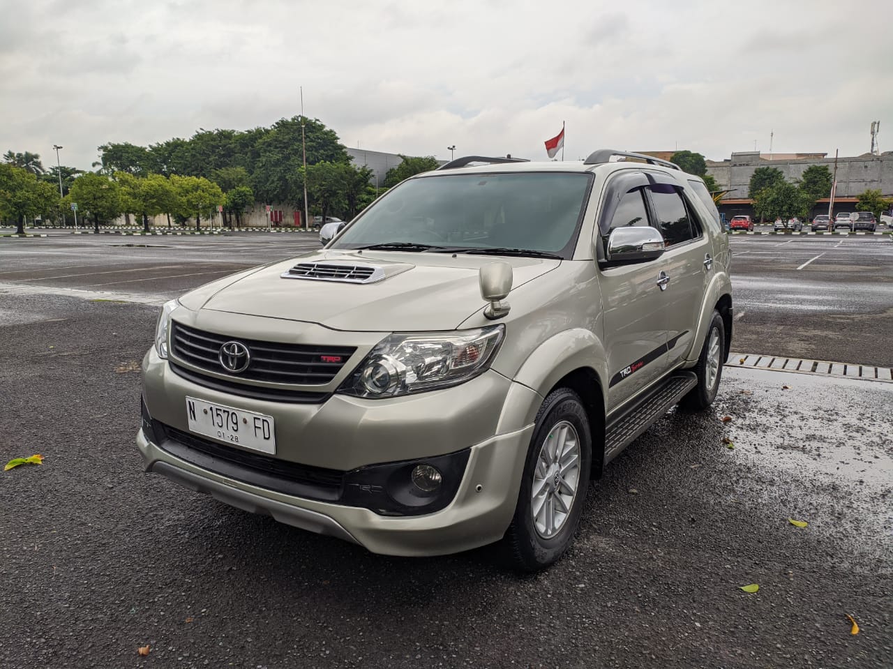2013 Toyota Fortuner G 2.5L Diesel MT VNTURBO 2013 Toyota Fortuner G 2.5L Diesel MT VNTURBO