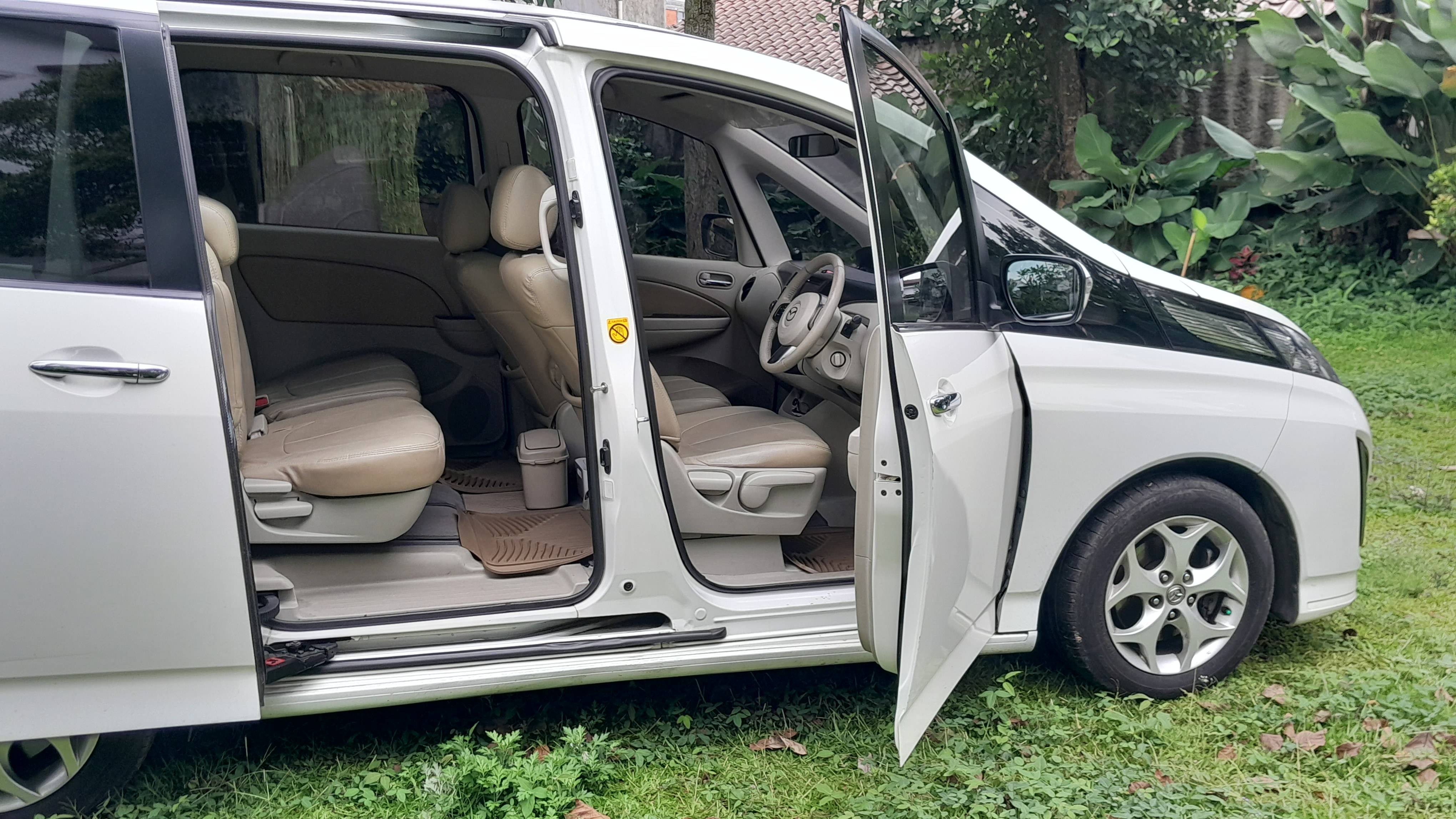 2013 Mazda Biante Non Skyactive 2013 Mazda Biante Non Skyactive