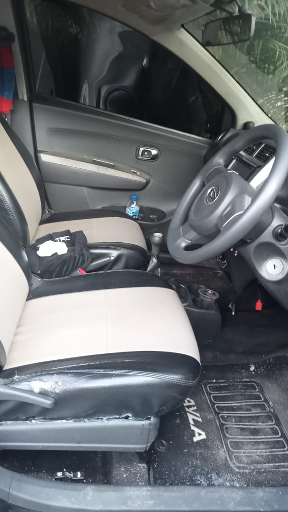 2015 Daihatsu Ayla  2015 Daihatsu Ayla