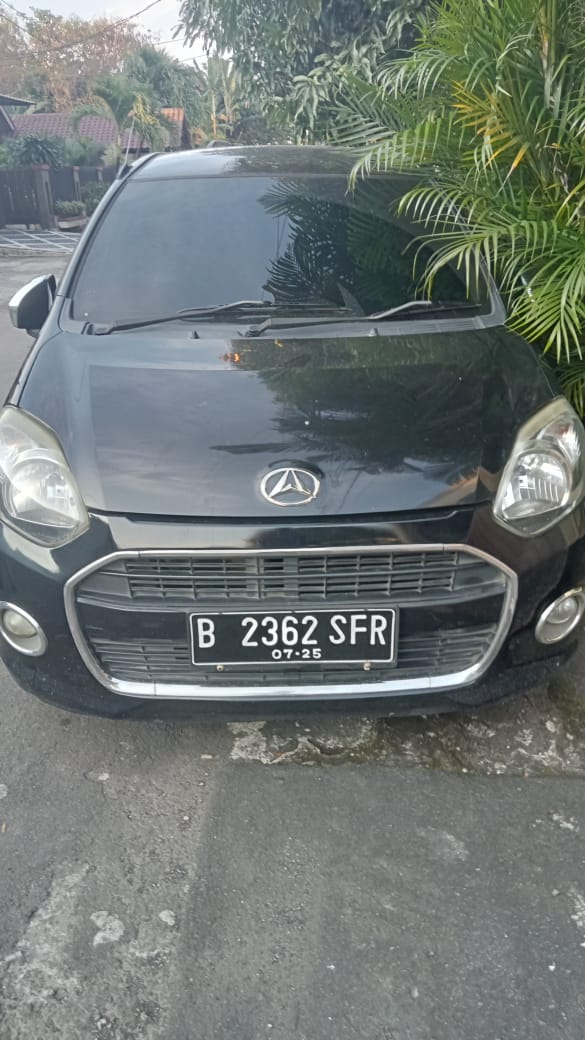 Second Hand 2015 Daihatsu Ayla  Second Hand 2015 Daihatsu Ayla