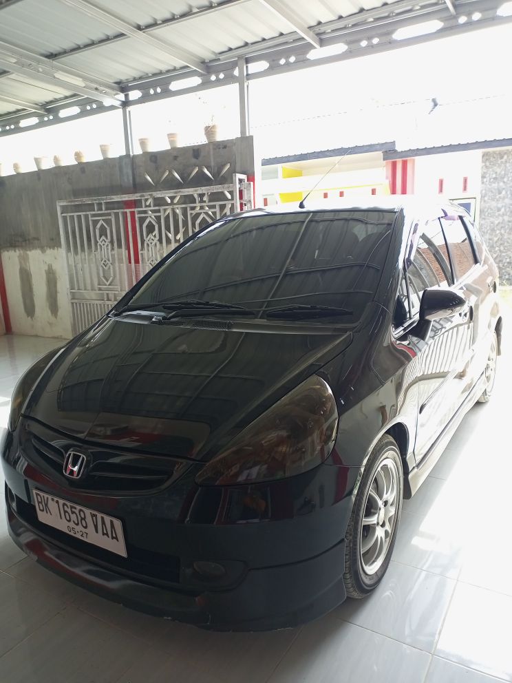 Second Hand 2004 Honda Jazz I-DSI 1.5L MT Second Hand 2004 Honda Jazz I-DSI 1.5L MT