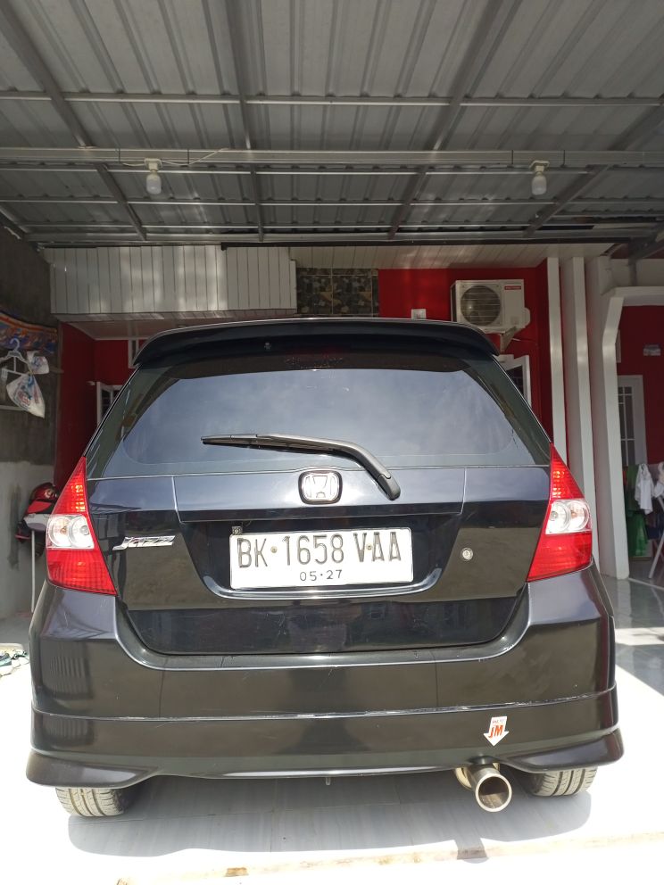 2004 Honda Jazz I-DSI 1.5L MT 2004 Honda Jazz I-DSI 1.5L MT