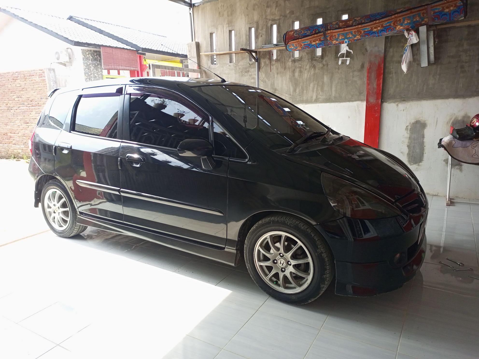 2004 Honda Jazz I-DSI 1.5L MT 2004 Honda Jazz I-DSI 1.5L MT