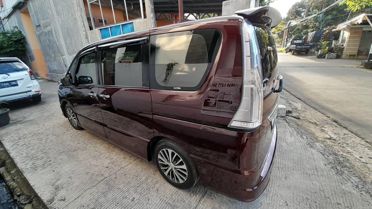 2015 Nissan Serena 2.0L X AT HWS 2015 Nissan Serena 2.0L X AT HWS