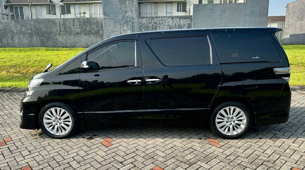 2012 Toyota Vellfire  2.4 ZG AT AUDIOLESS 2012 Toyota Vellfire  2.4 ZG AT AUDIOLESS