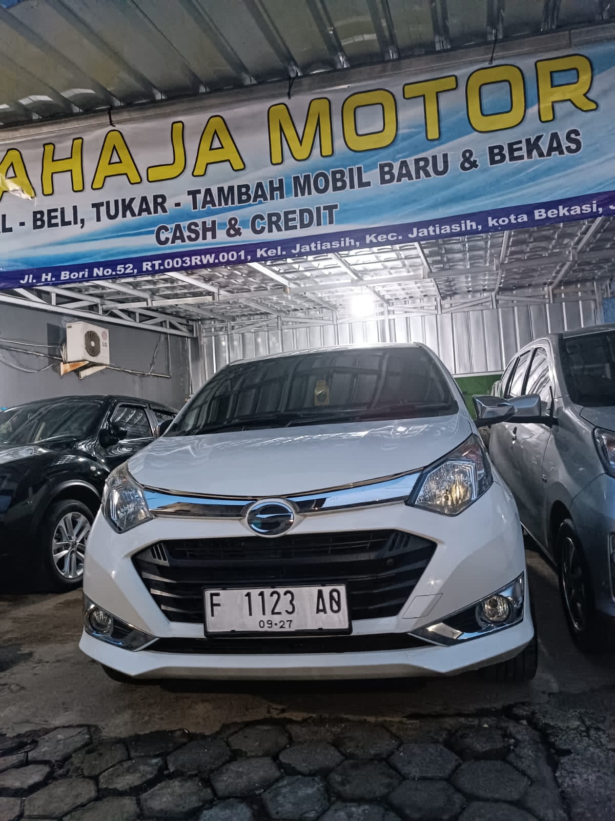 Second Hand 2017 Daihatsu Sigra Second Hand 2017 Daihatsu Sigra