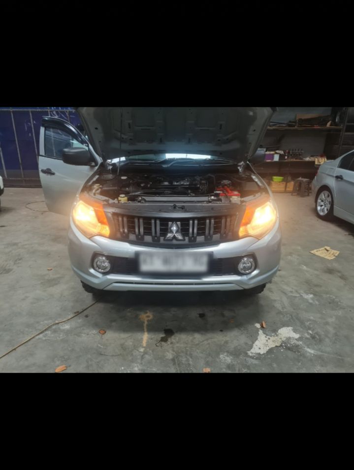 2017 Mitsubishi Strada Triton DC HDX 2.5L 4X4 PU Bekas 2017 Mitsubishi Strada Triton DC HDX 2.5L 4X4 PU Bekas