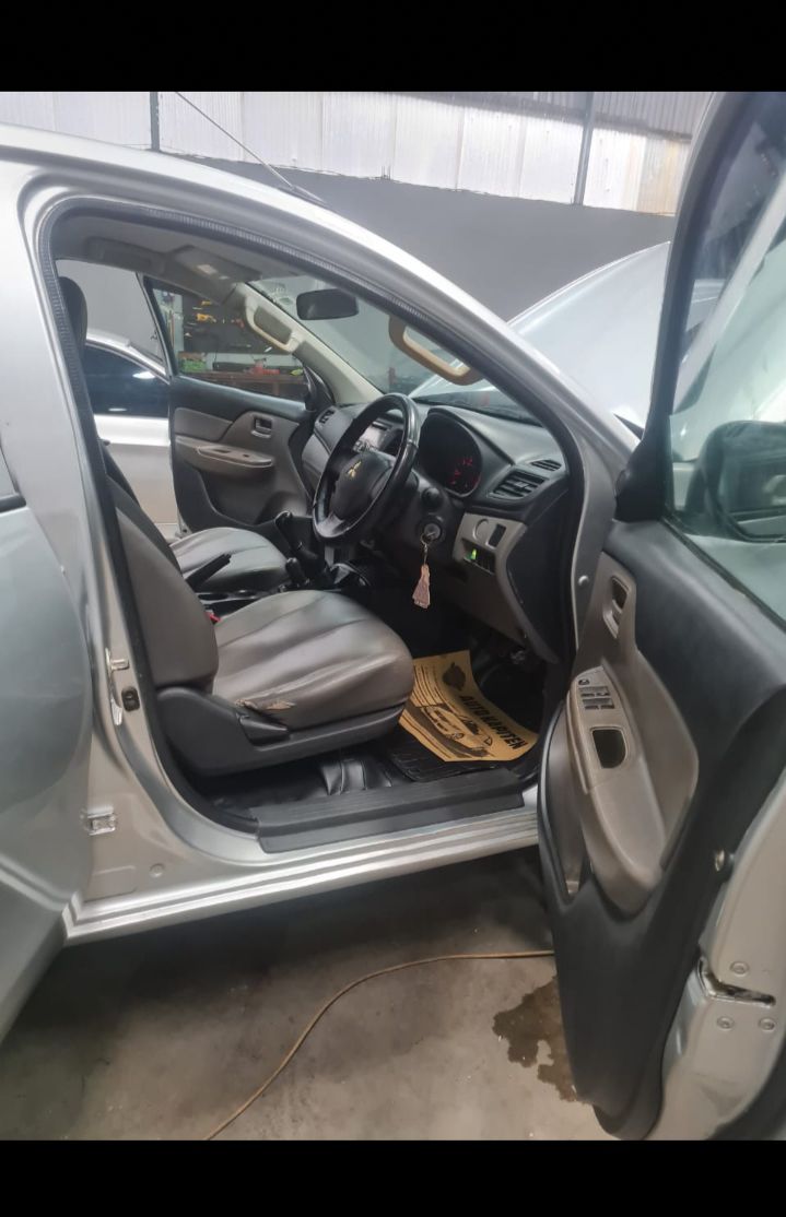 2017 Mitsubishi Strada Triton DC HDX 2.5L 4X4 PU 2017 Mitsubishi Strada Triton DC HDX 2.5L 4X4 PU