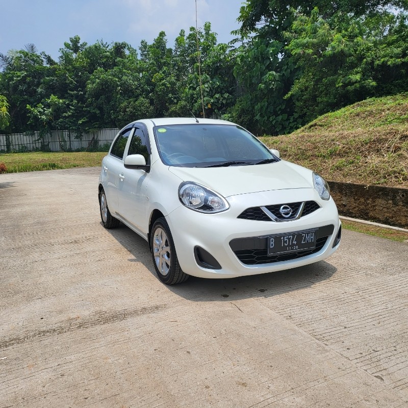 2015 Nissan March