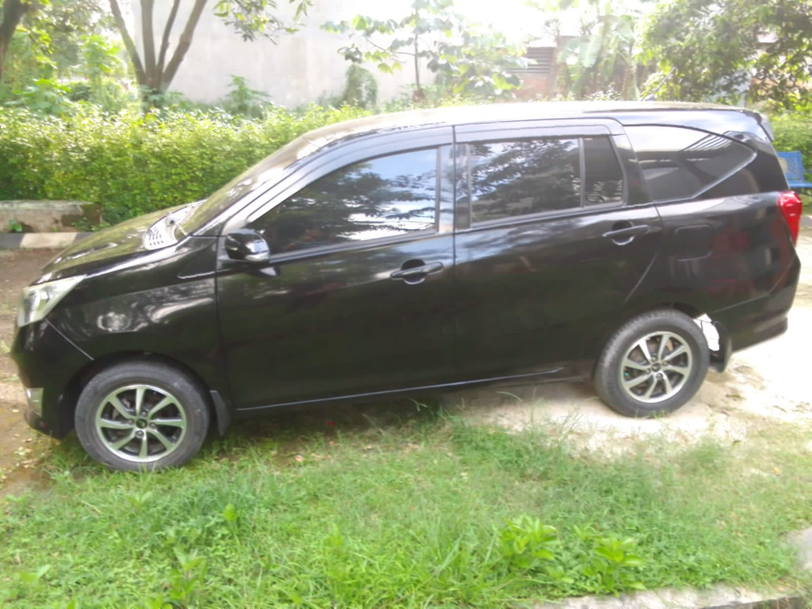 2017 Daihatsu Sigra  1.2 R MT DLX Bekas 2017 Daihatsu Sigra  1.2 R MT DLX Bekas