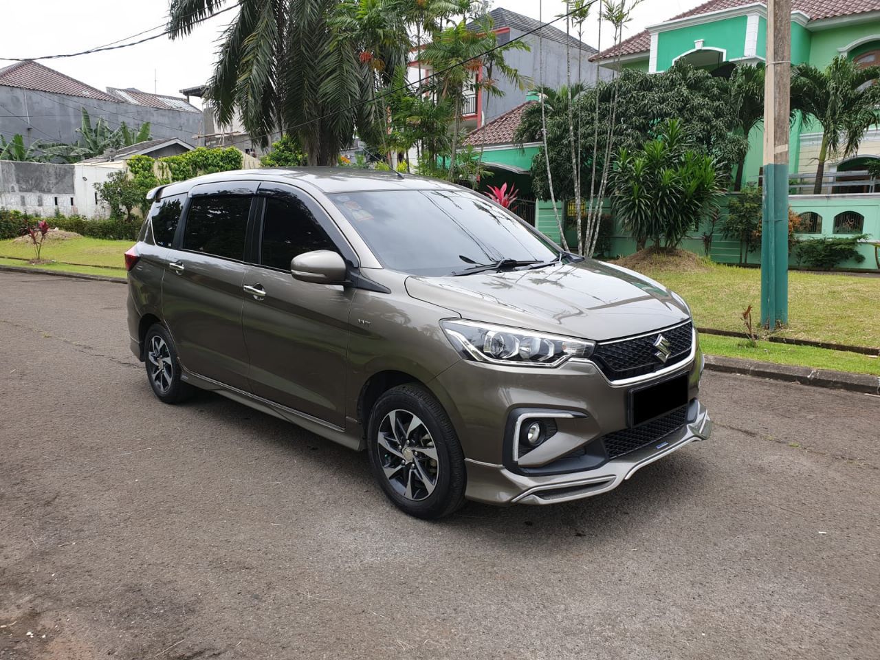 Second Hand 2019 Suzuki Ertiga Sport FF AT Second Hand 2019 Suzuki Ertiga Sport FF AT