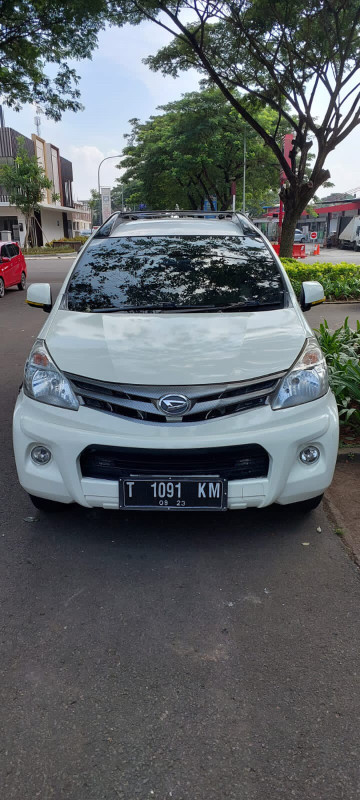 2013 Daihatsu Xenia  1.3 X AT 2013 Daihatsu Xenia  1.3 X AT