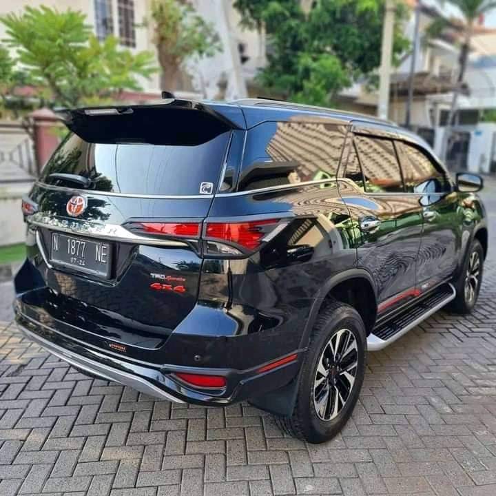 2018 Toyota Fortuner 4X4  V AT MC 2018 Toyota Fortuner 4X4  V AT MC