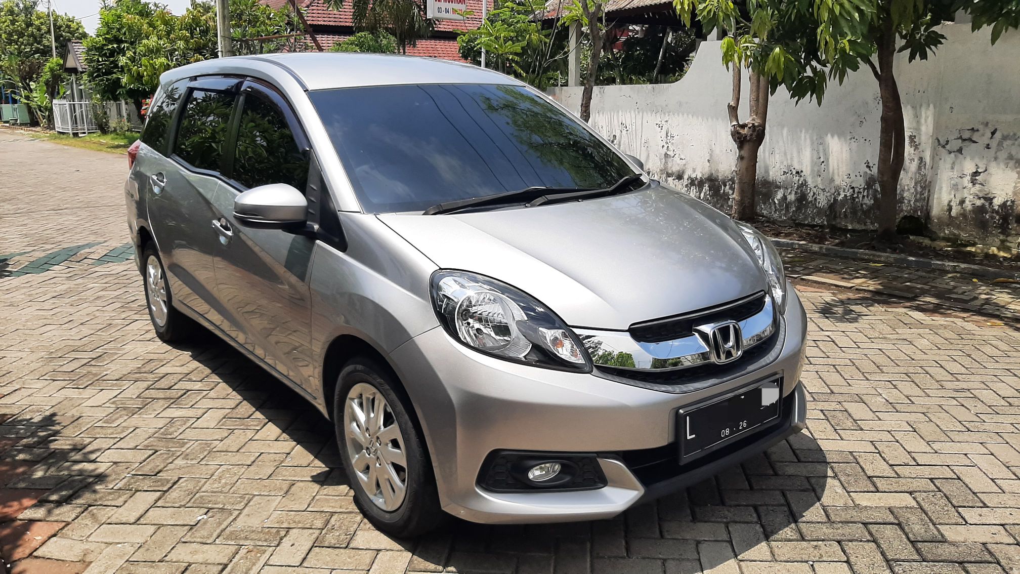2016 Honda Mobilio E CVT Bekas 2016 Honda Mobilio E CVT Bekas