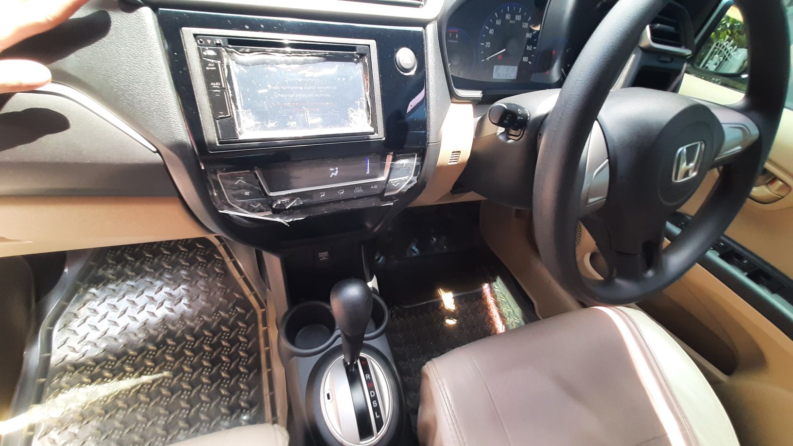 2016 Honda Mobilio E CVT 2016 Honda Mobilio E CVT