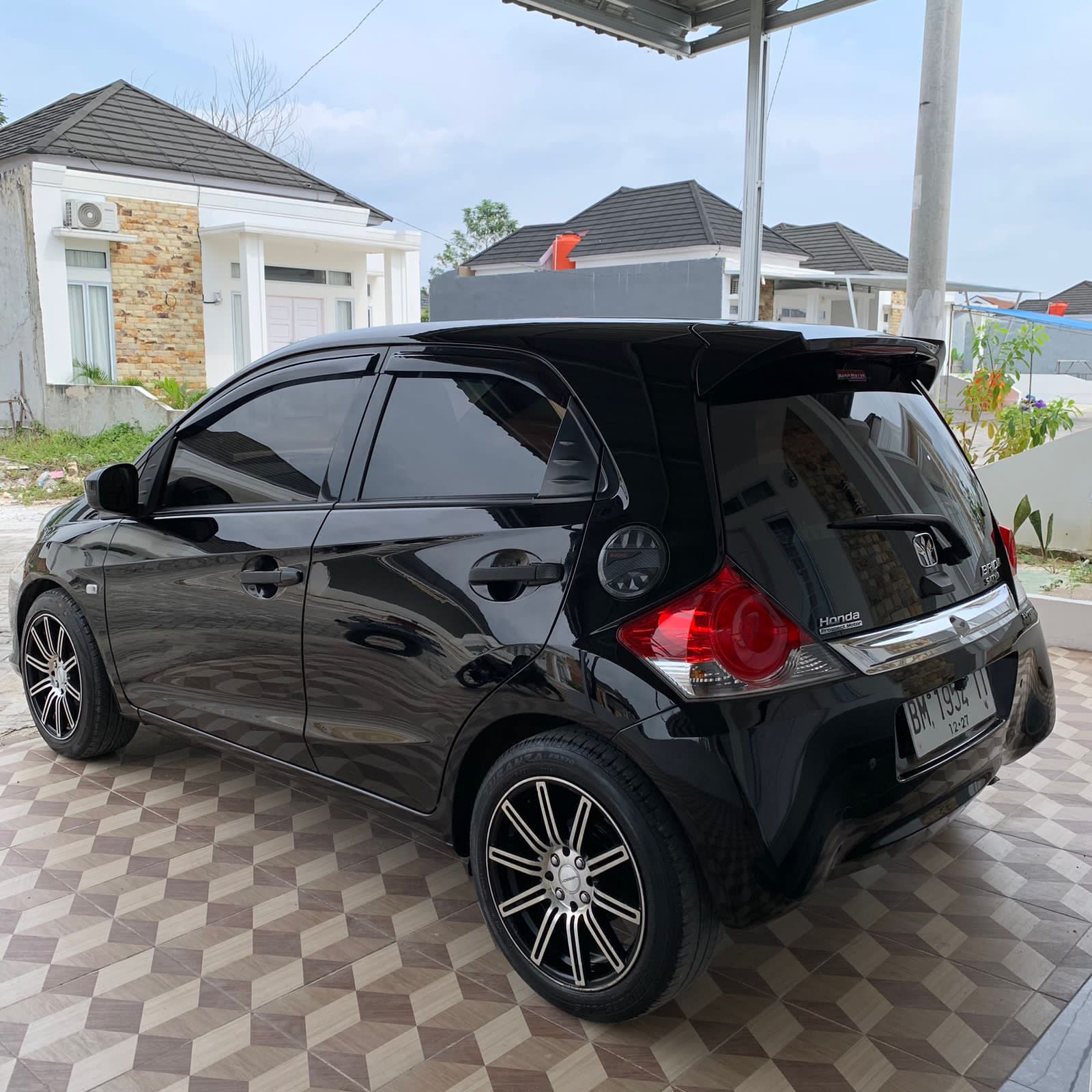 2017 Honda Brio Satya E CVT 2017 Honda Brio Satya E CVT