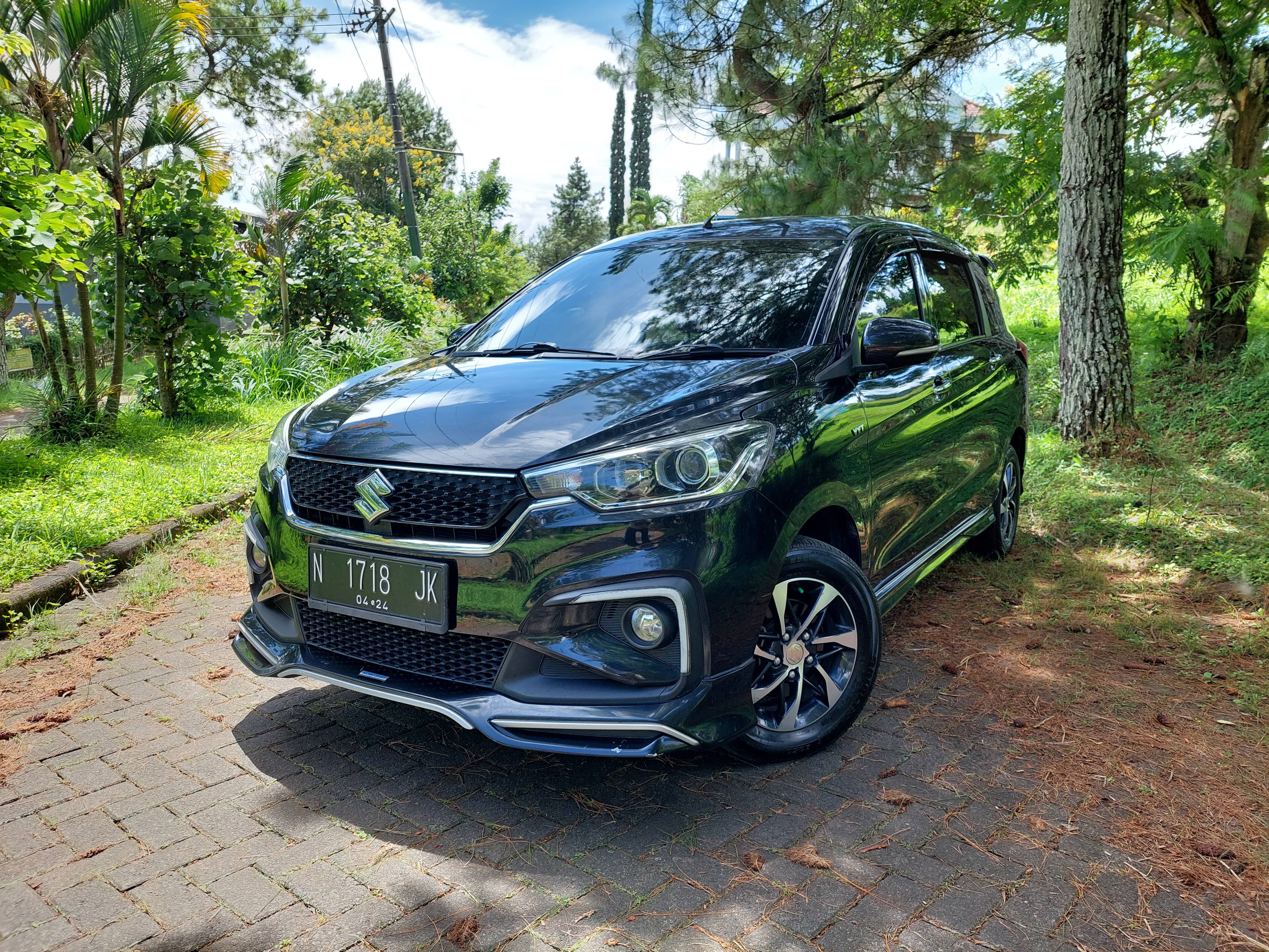 Second Hand 2019 Suzuki Ertiga Sport AT Second Hand 2019 Suzuki Ertiga Sport AT