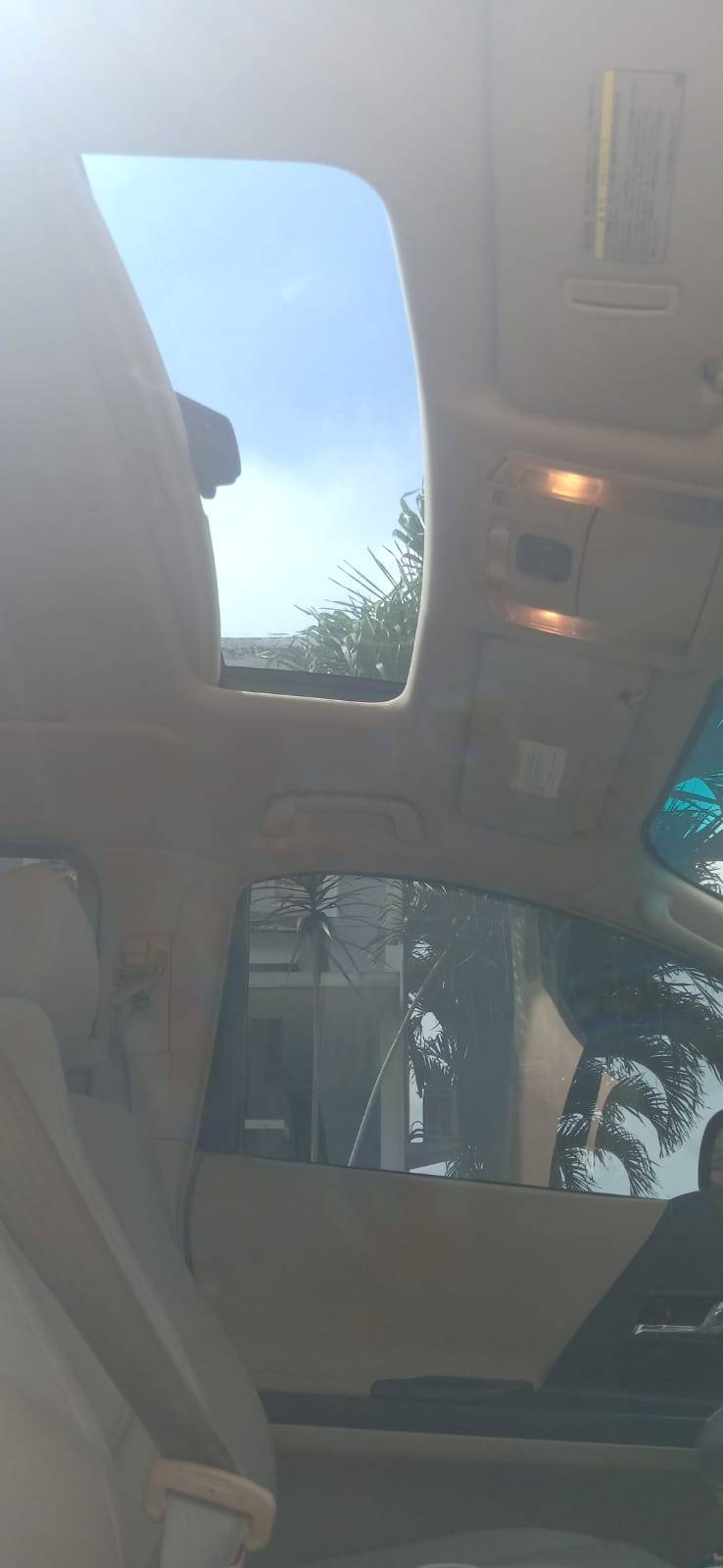 2014 Toyota Alphard 2.5 X A/T 2014 Toyota Alphard 2.5 X A/T