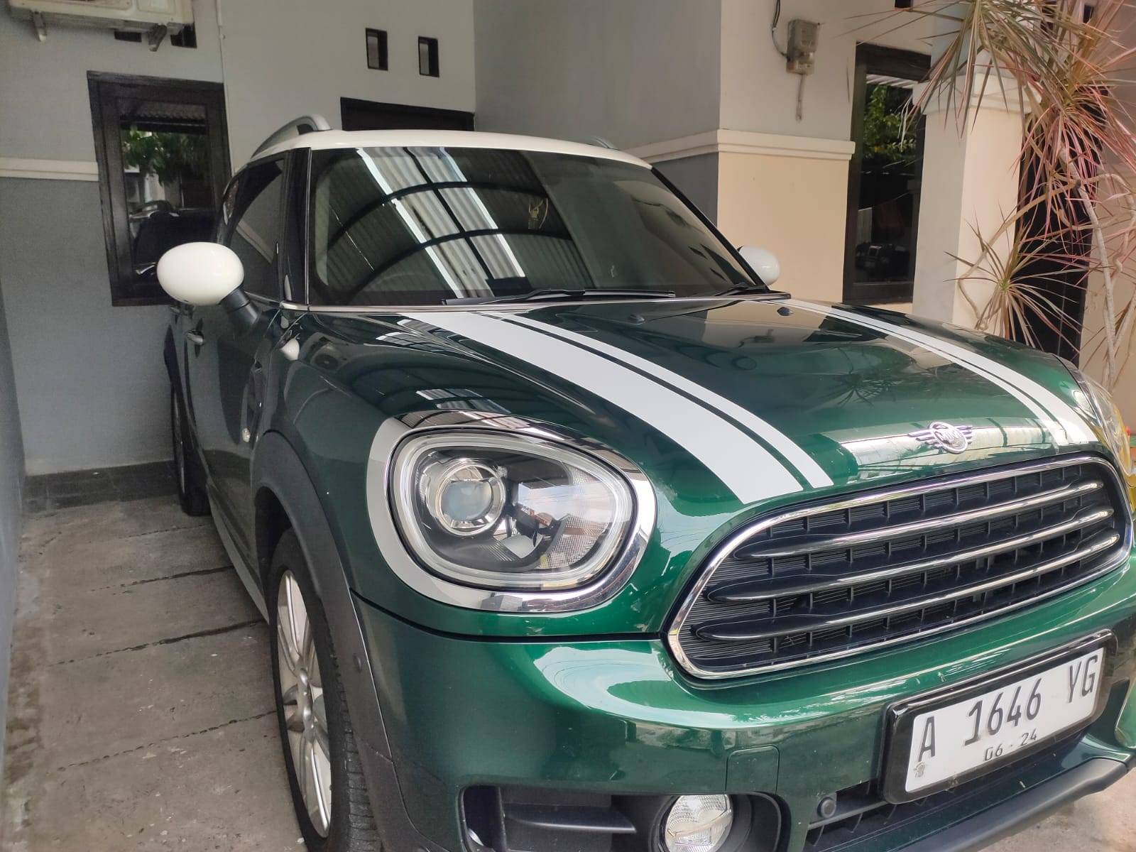 Old 2019 MINI Countryman Copper Copper