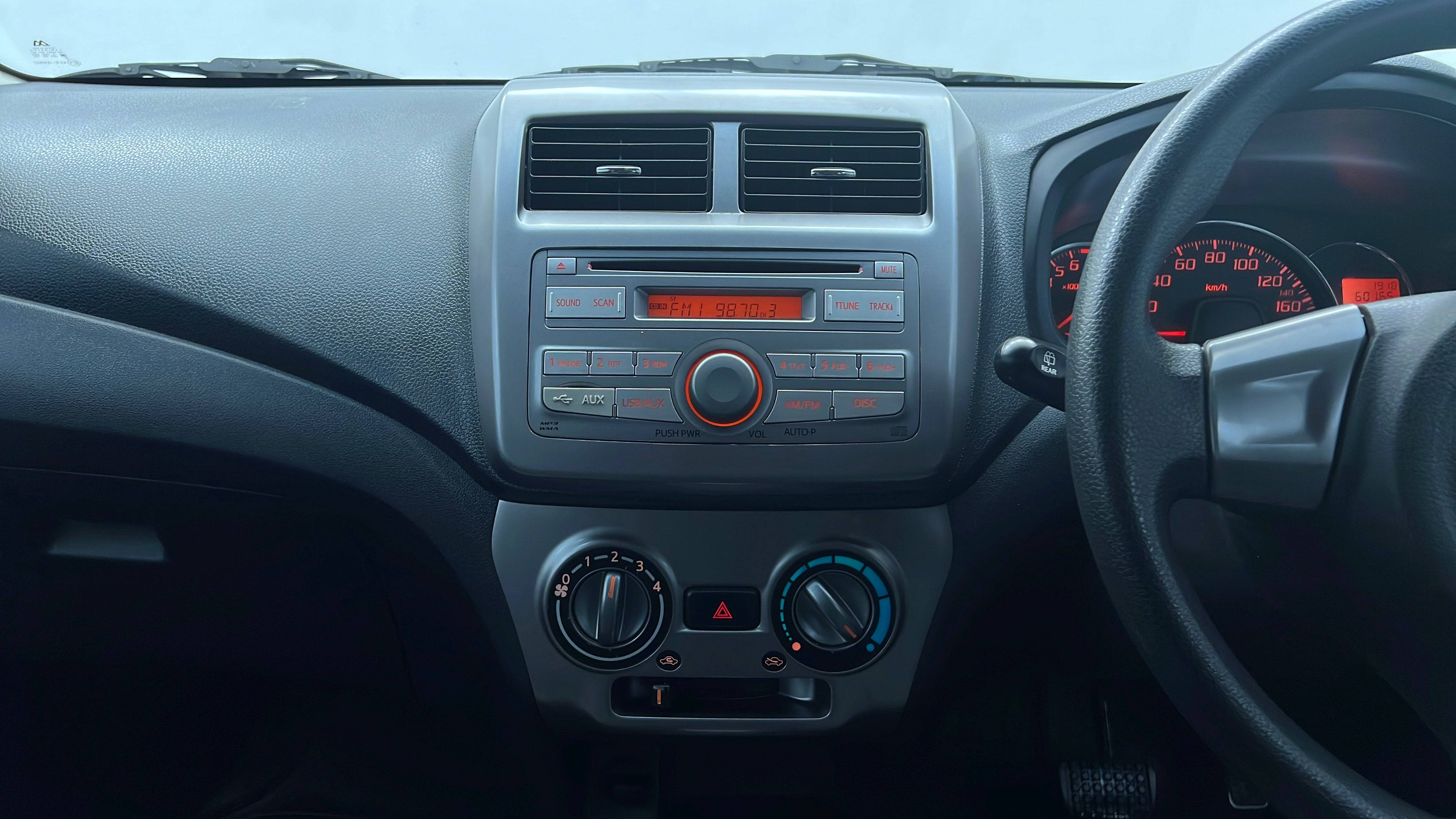 2019 Daihatsu Ayla 1.0L X AT 1.0L X AT tua
